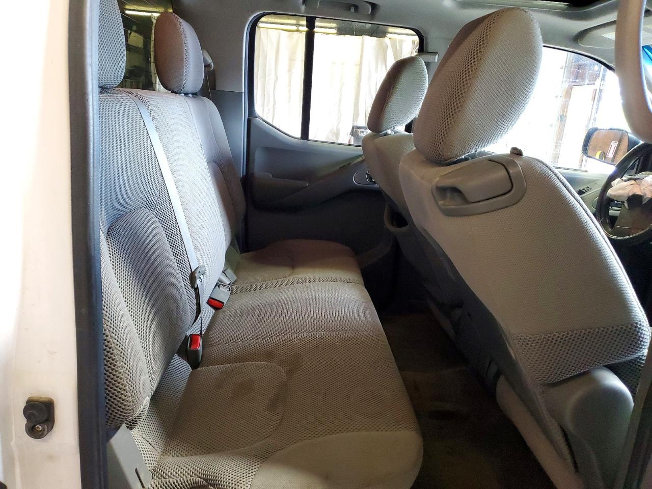 2010 NISSAN FRONTIER SE V6 photo 19