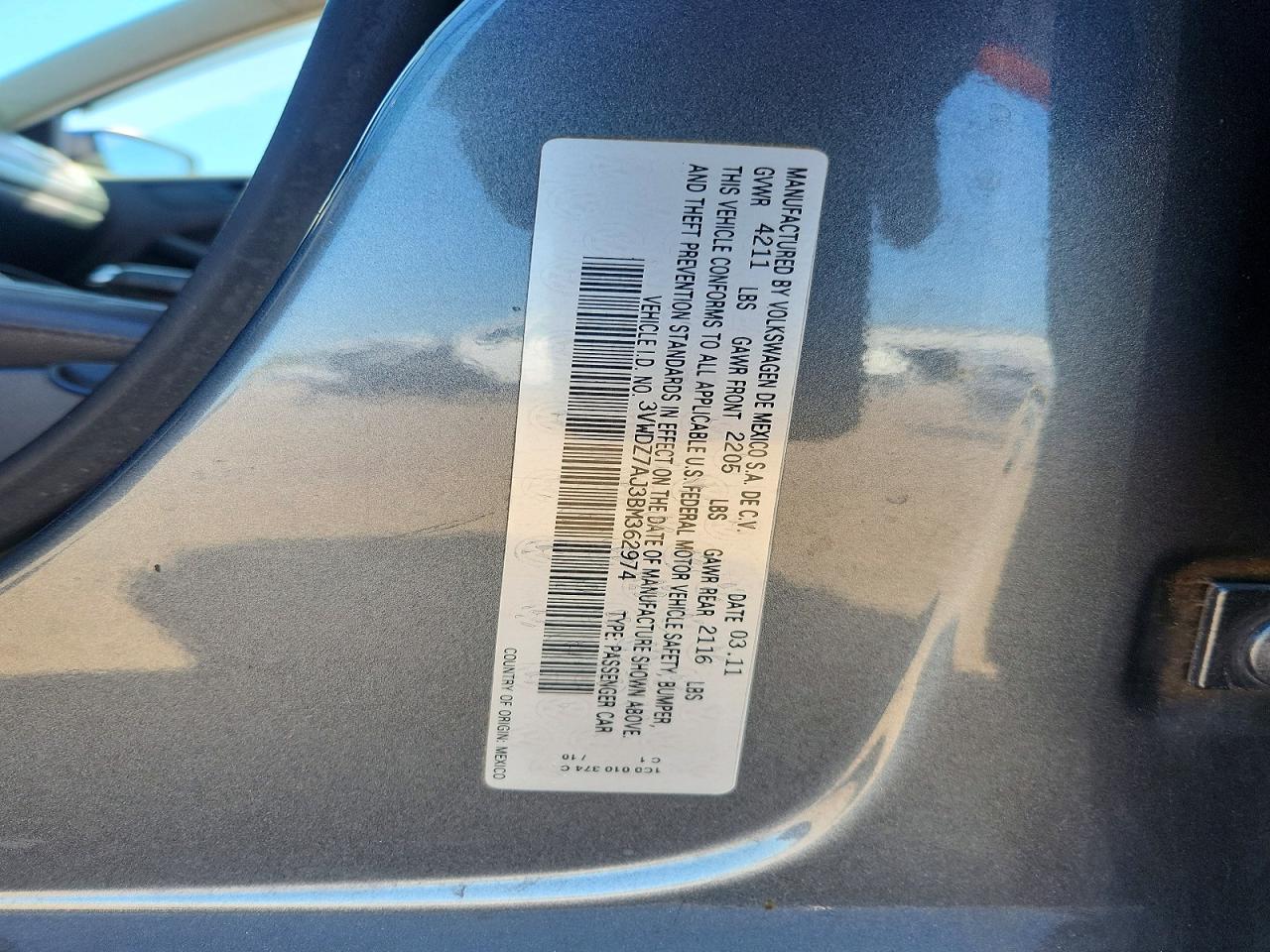 2011 VOLKSWAGEN JETTA SE photo 12