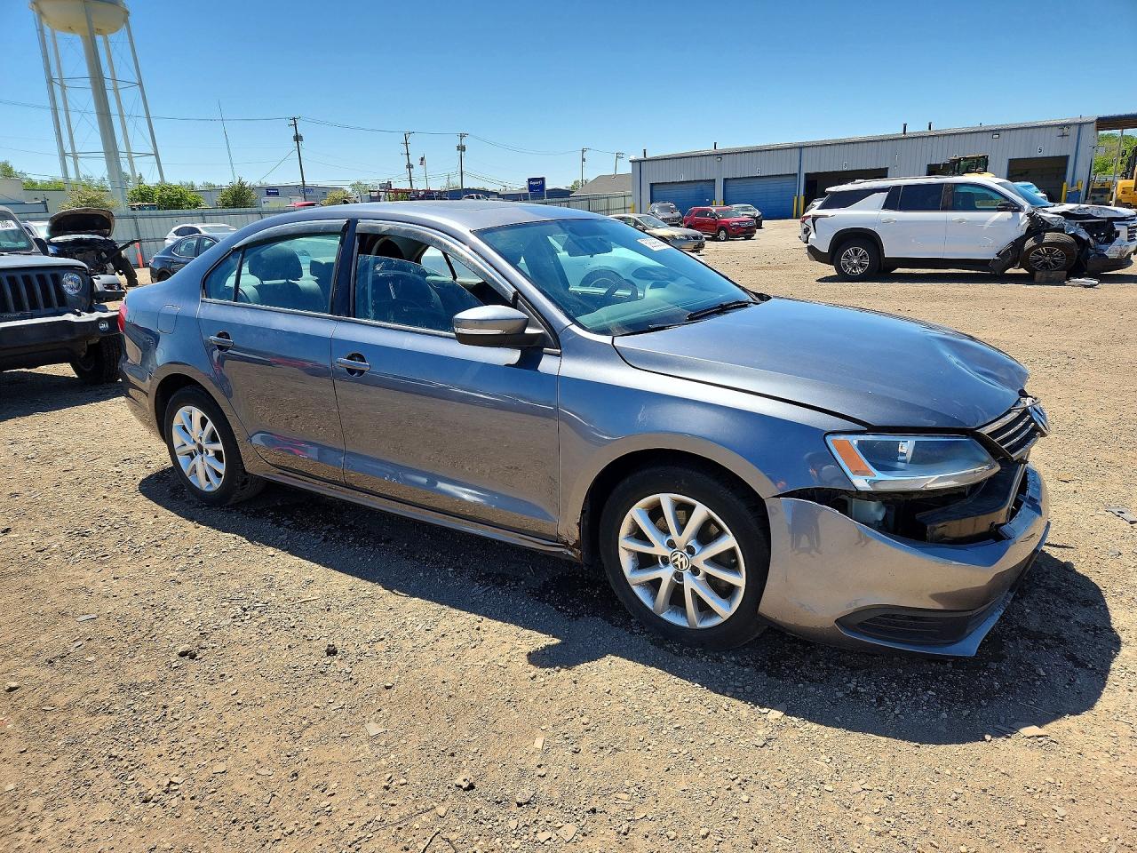 2011 VOLKSWAGEN JETTA SE photo 4