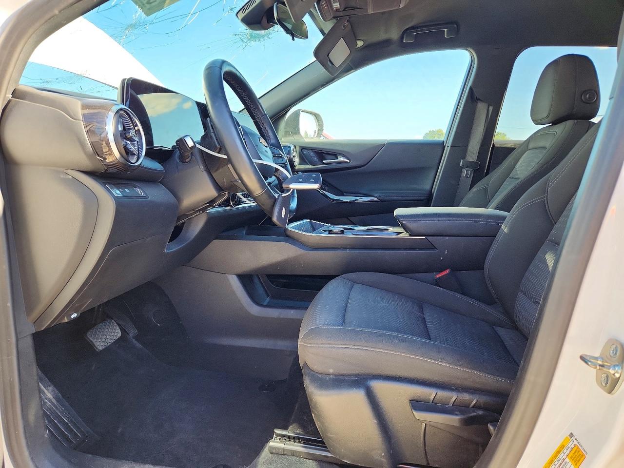 2026 CHEVROLET EQUINOX LT photo 13