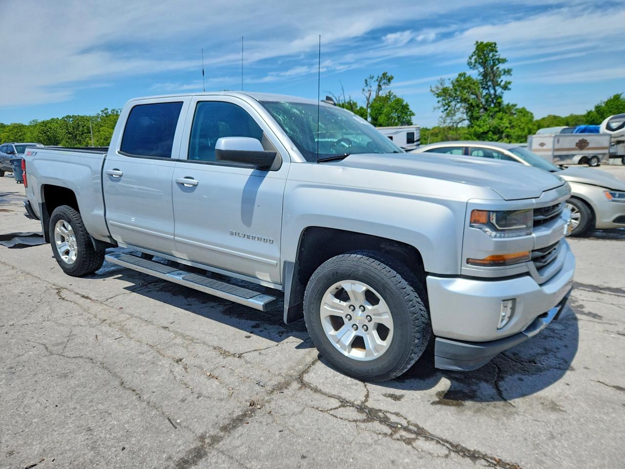 2017 CHEVROLET SILVERADO K1500 LT photo 7
