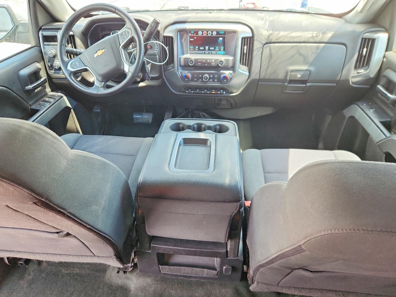 2017 CHEVROLET SILVERADO K1500 LT photo 15