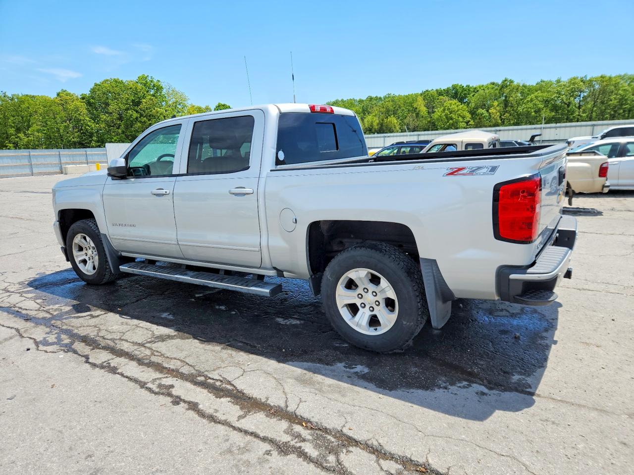 2017 CHEVROLET SILVERADO K1500 LT photo 3