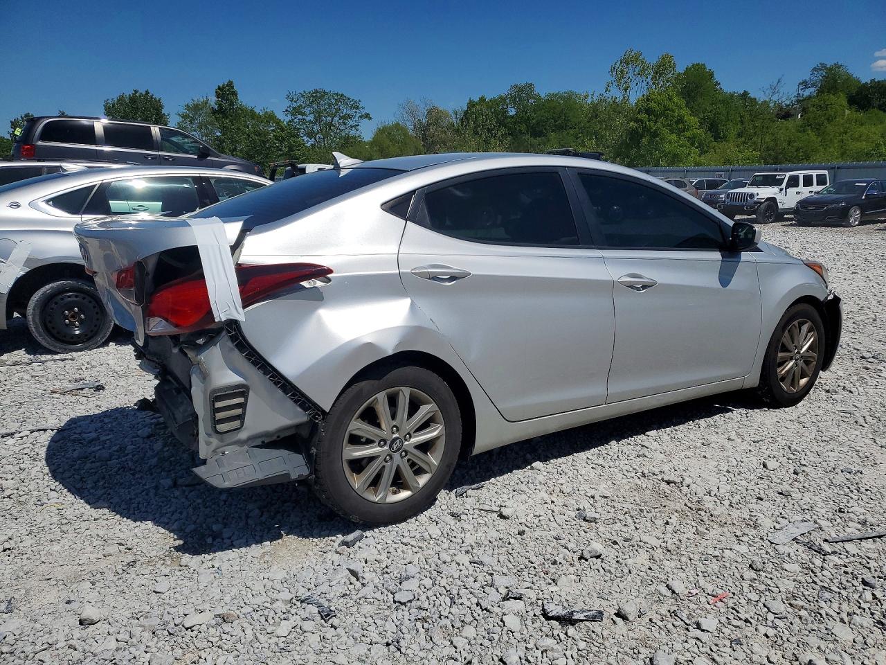 2015 HYUNDAI ELANTRA SE photo 5