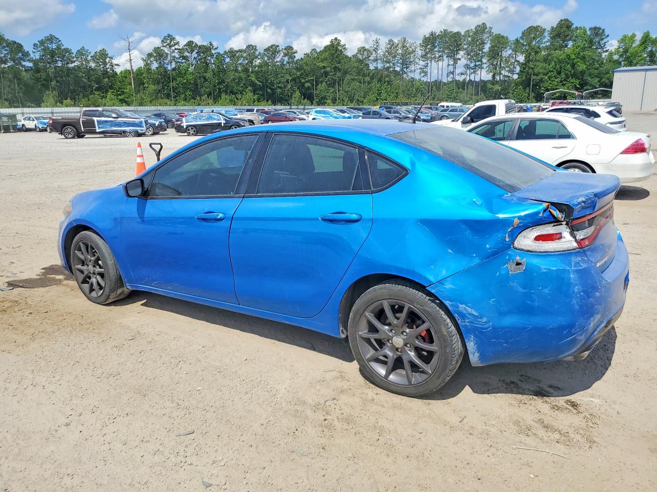2015 DODGE DART SXT photo 3