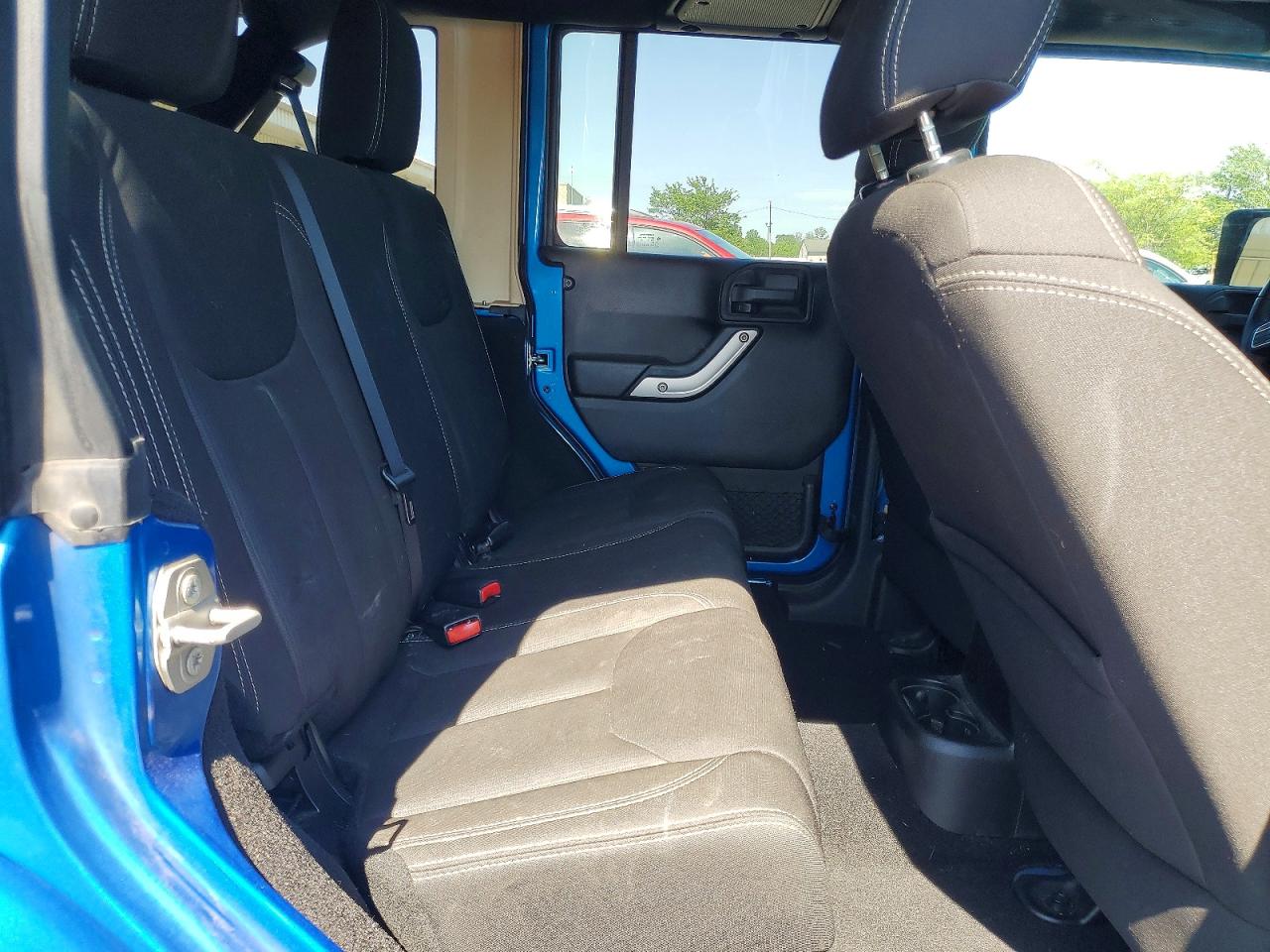 2016 JEEP WRANGLER UNLIMITED SAHARA photo 19