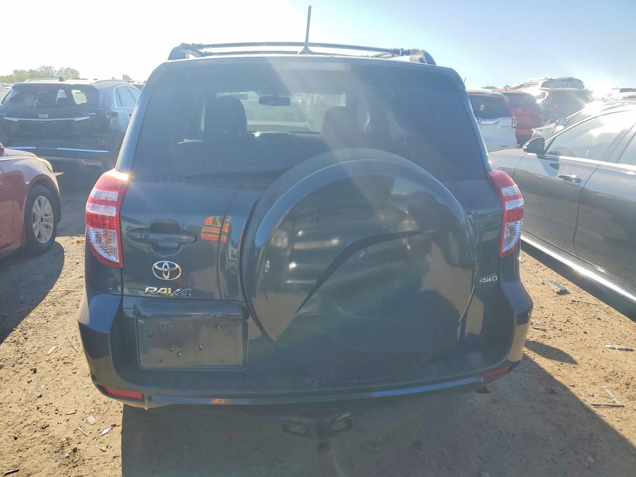 2011 TOYOTA RAV4 LIMITED photo 11