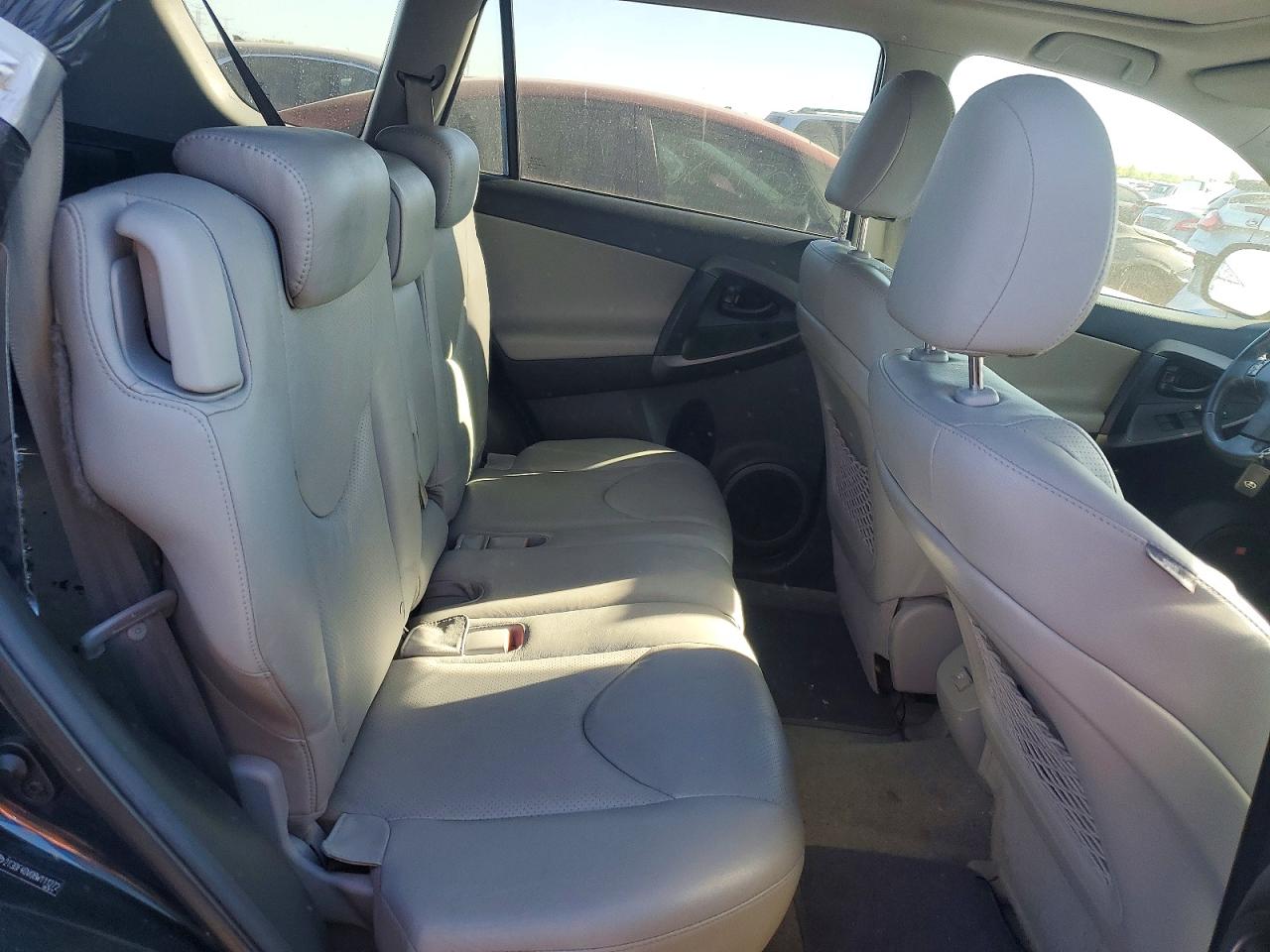 2011 TOYOTA RAV4 LIMITED photo 19