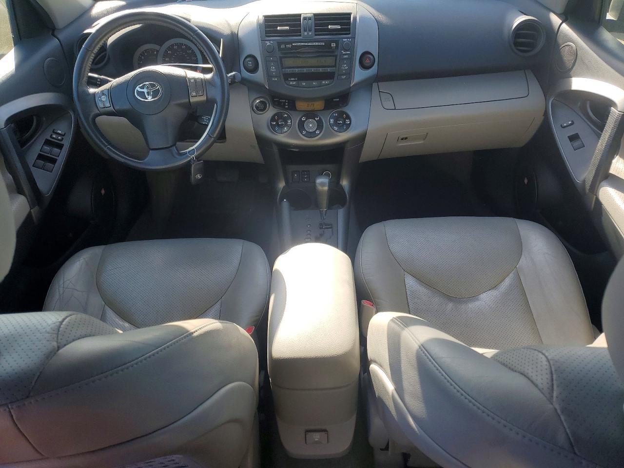 2011 TOYOTA RAV4 LIMITED photo 15