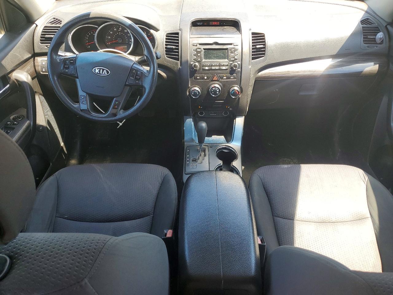 2011 KIA SORENTO LX photo 22
