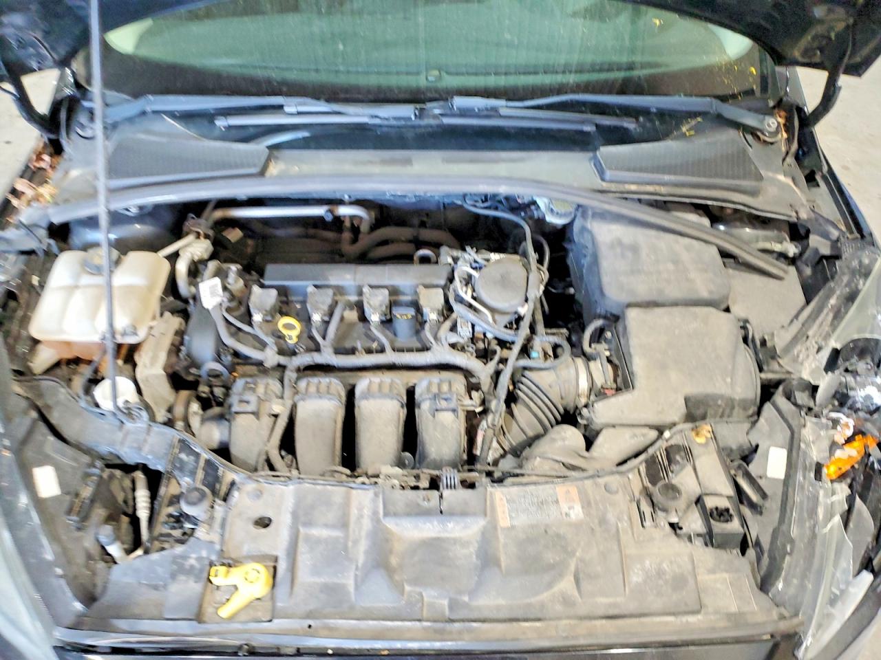 2015 FORD FOCUS SE photo 21