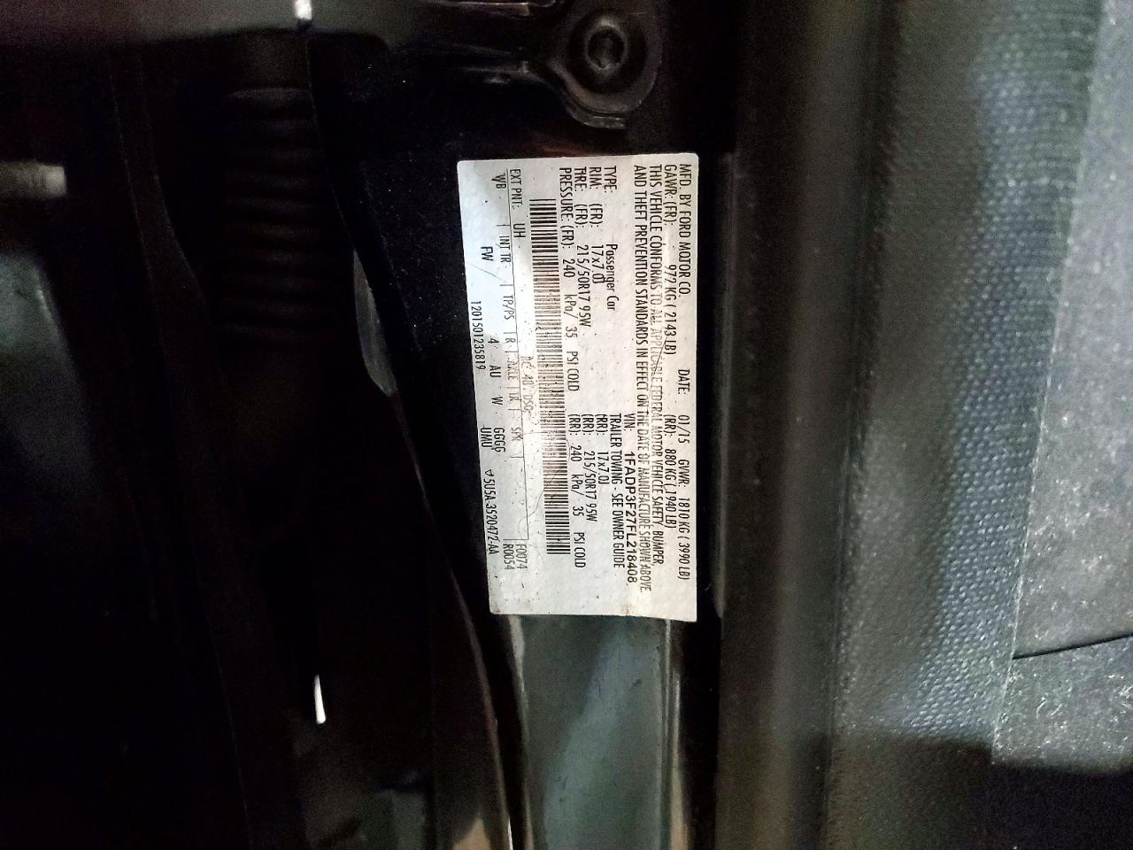 2015 FORD FOCUS SE photo 23