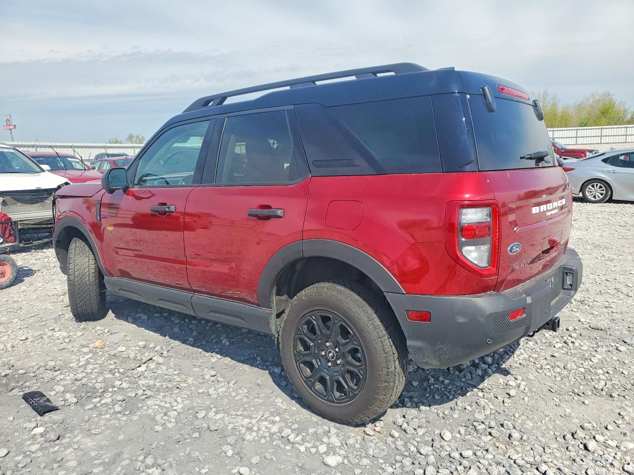 2025 FORD BRONCO SPORT BADLANDS photo 3