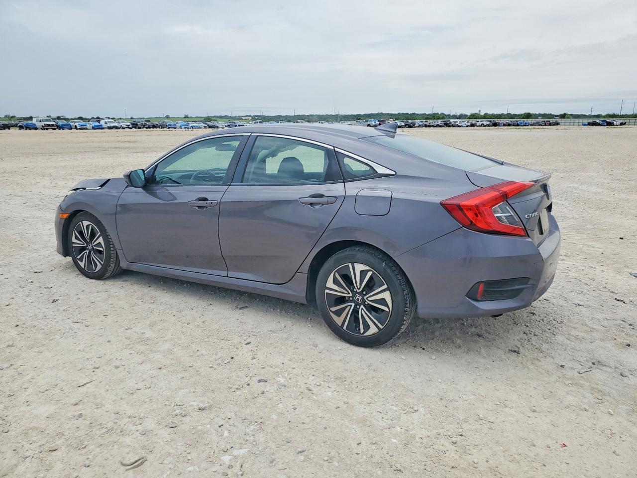 2016 HONDA CIVIC EX photo 3