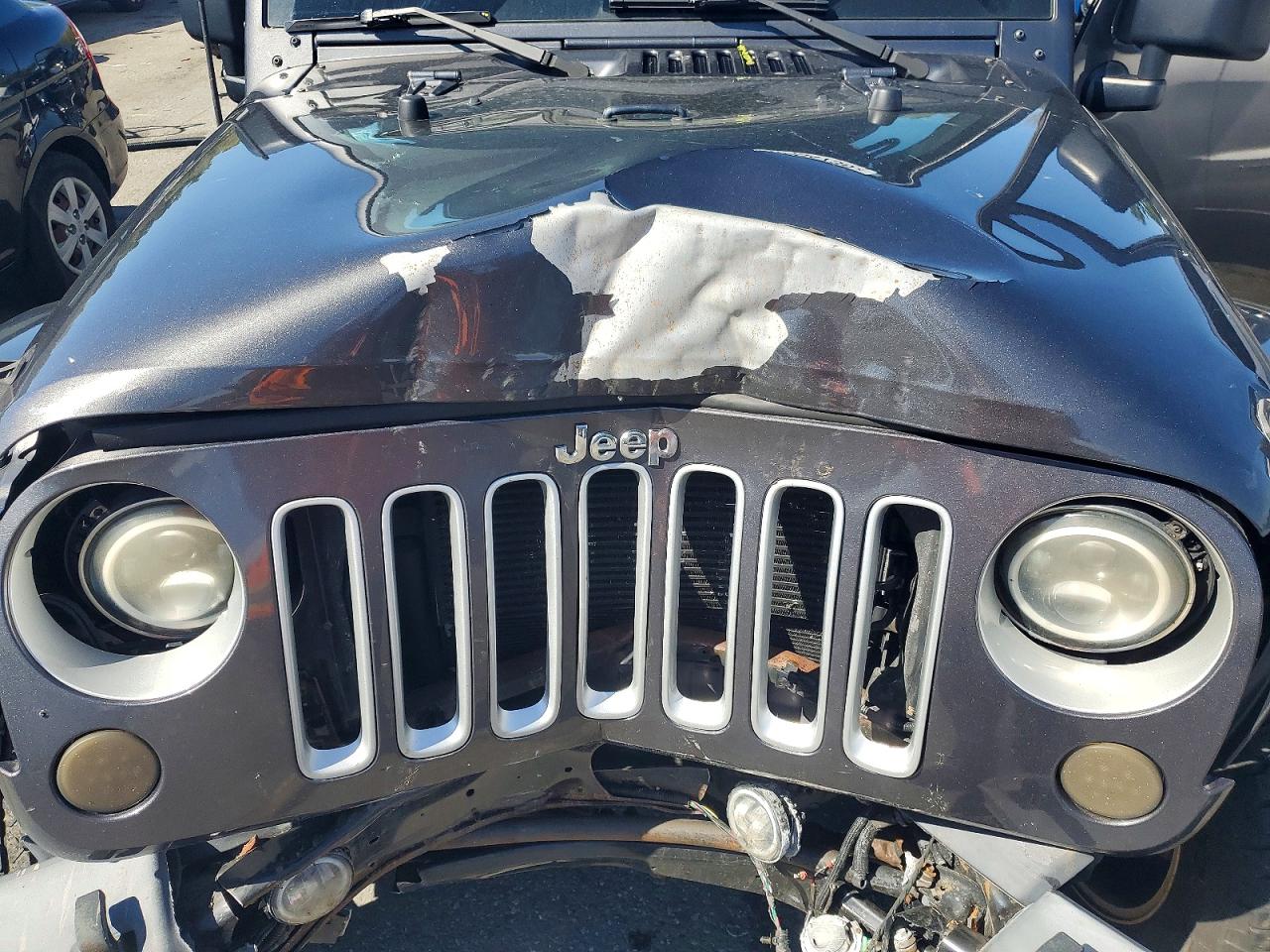 2016 JEEP WRANGLER UNLIMITED SAHARA photo 34