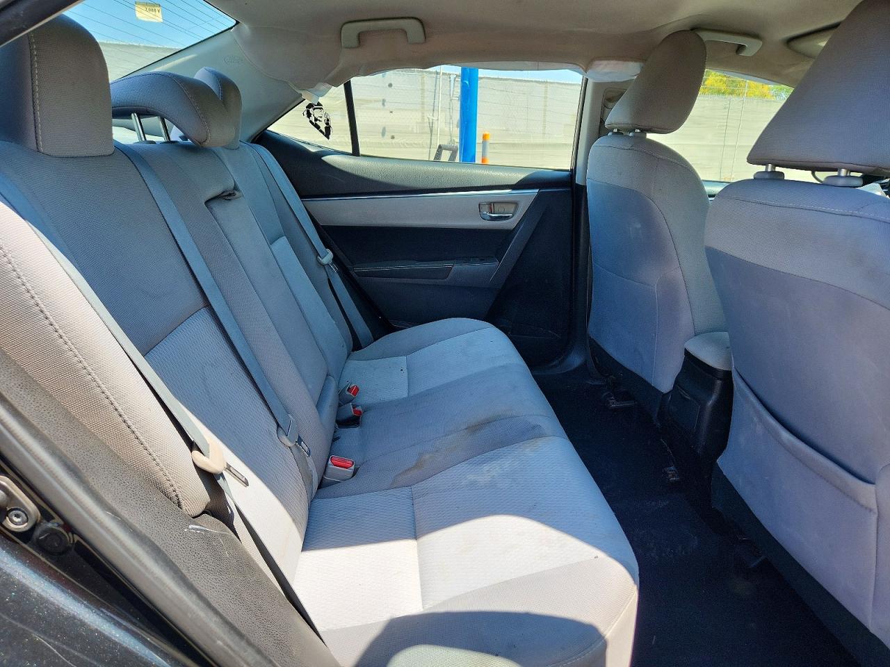 2016 TOYOTA COROLLA LE photo 19