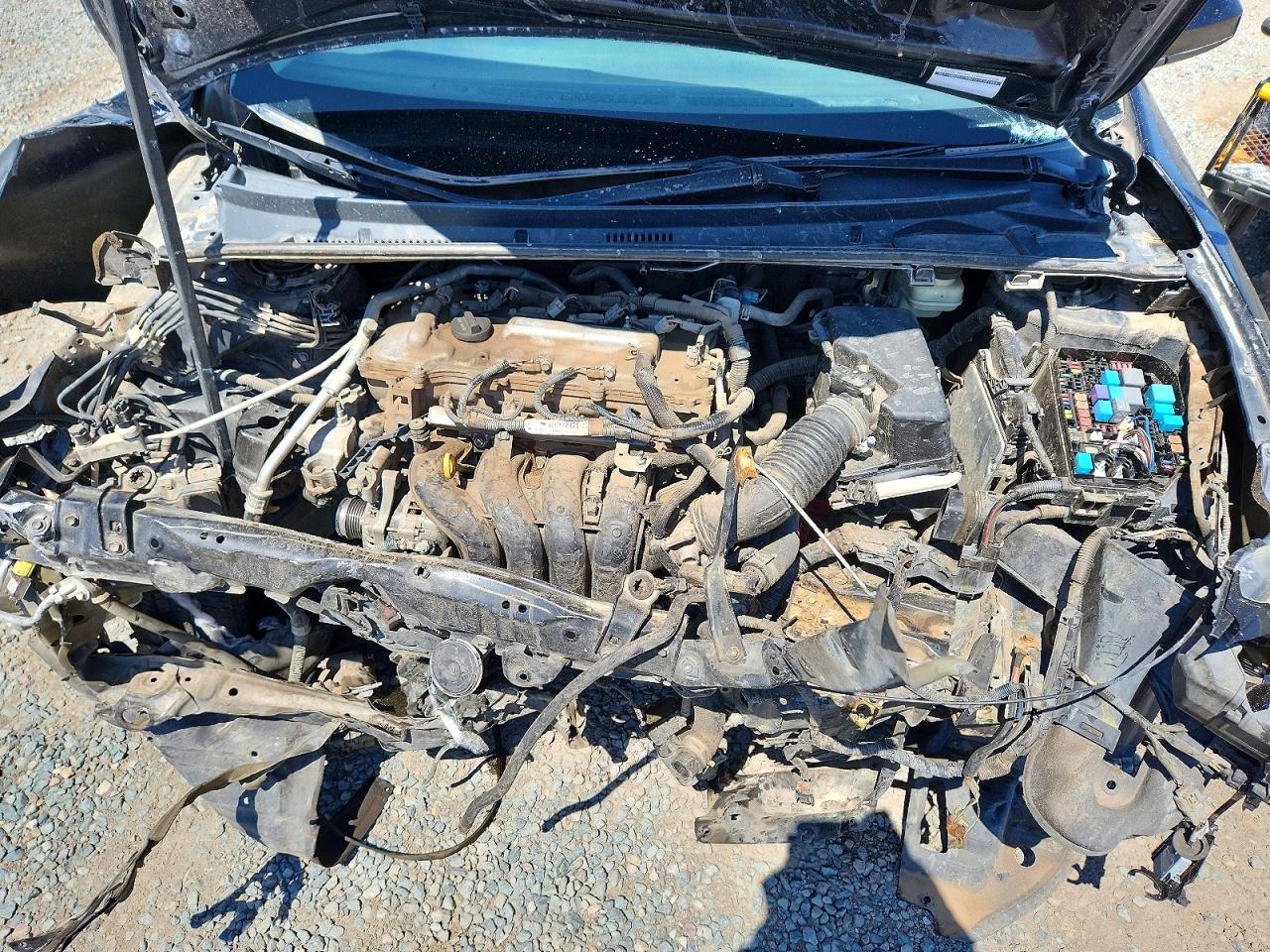 2016 TOYOTA COROLLA LE photo 21