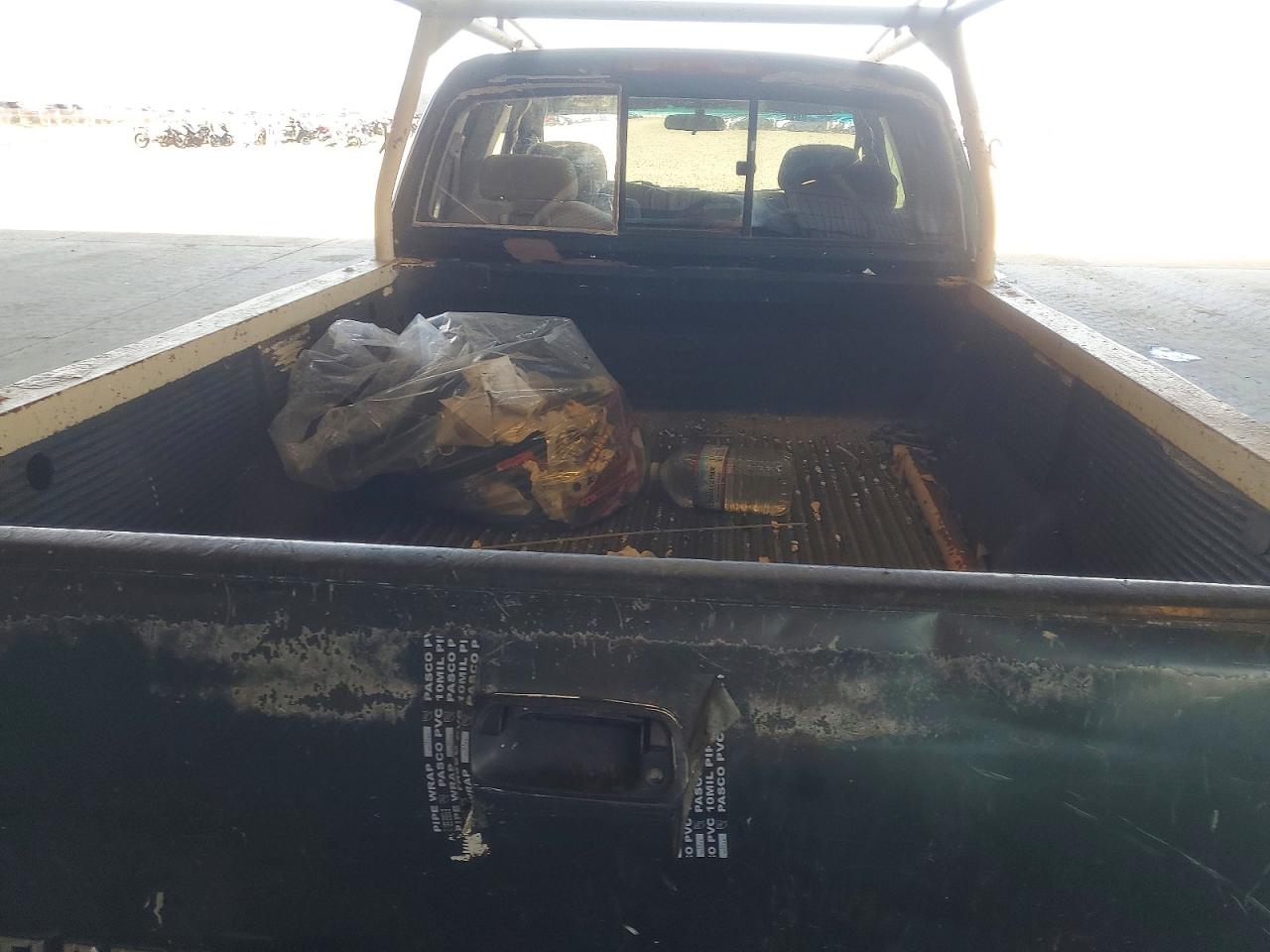 2000 TOYOTA TUNDRA SR5 photo 28