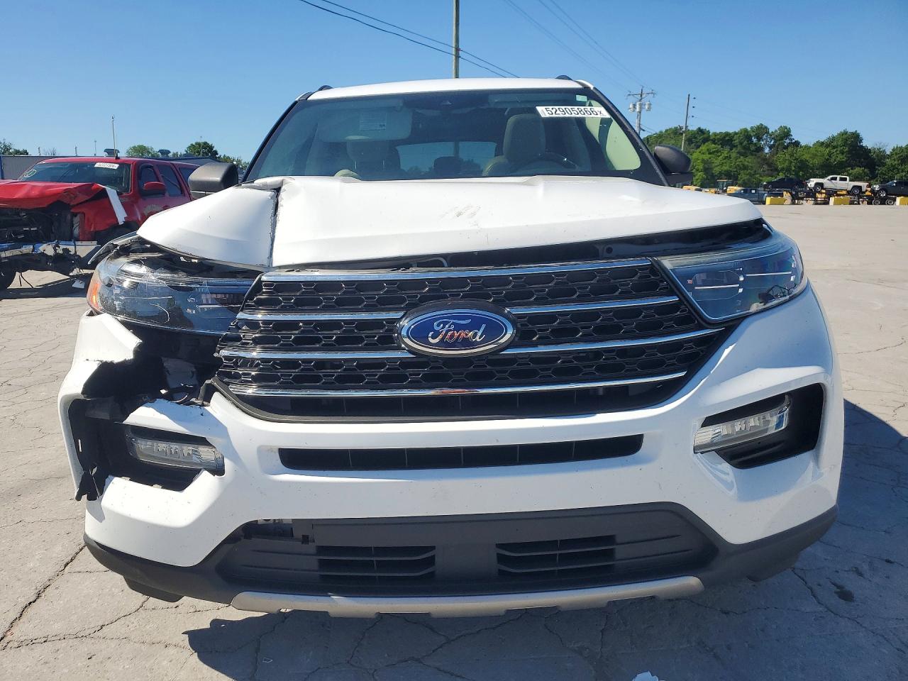 2020 FORD EXPLORER XLT photo 9