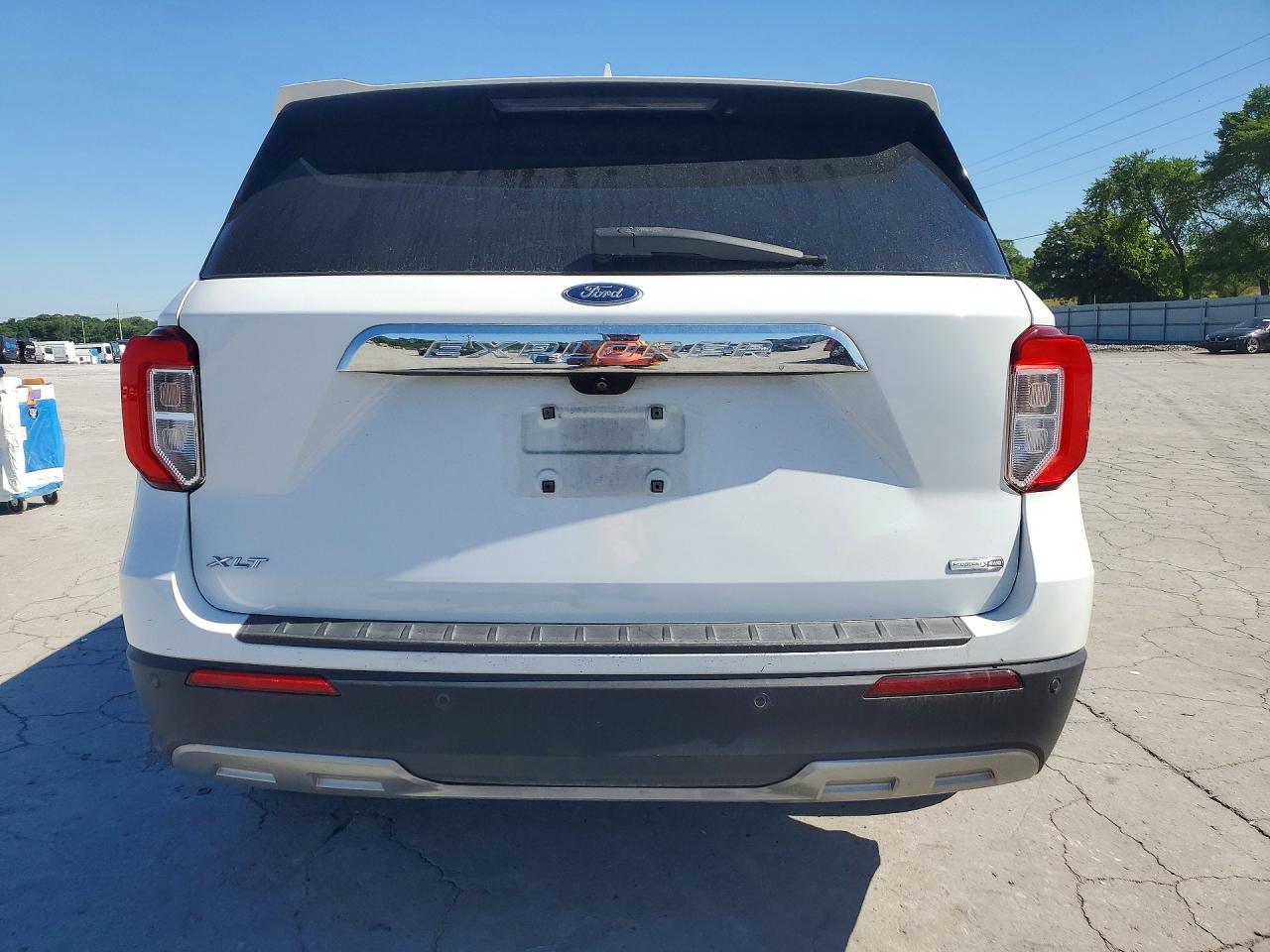 2020 FORD EXPLORER XLT photo 11