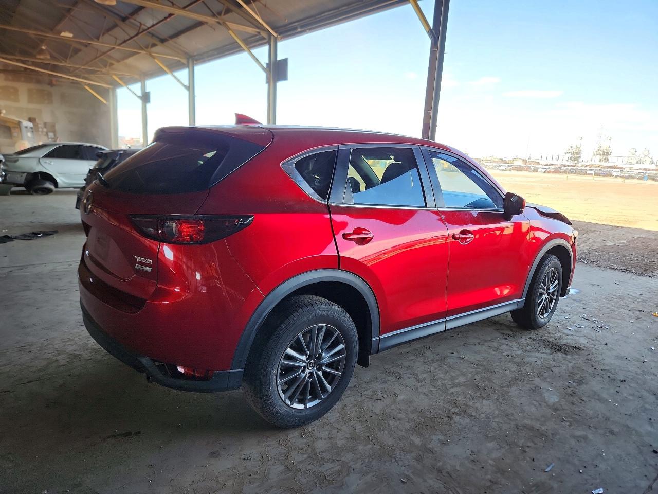 2017 MAZDA CX-5 TOURING photo 5