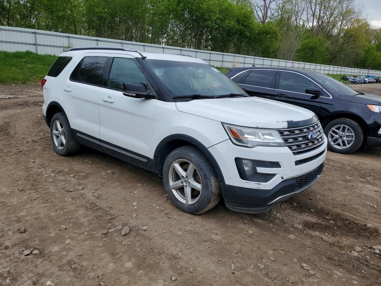 2016 FORD EXPLORER XLT photo 7
