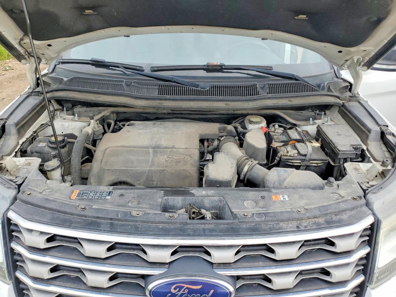 2016 FORD EXPLORER XLT photo 21