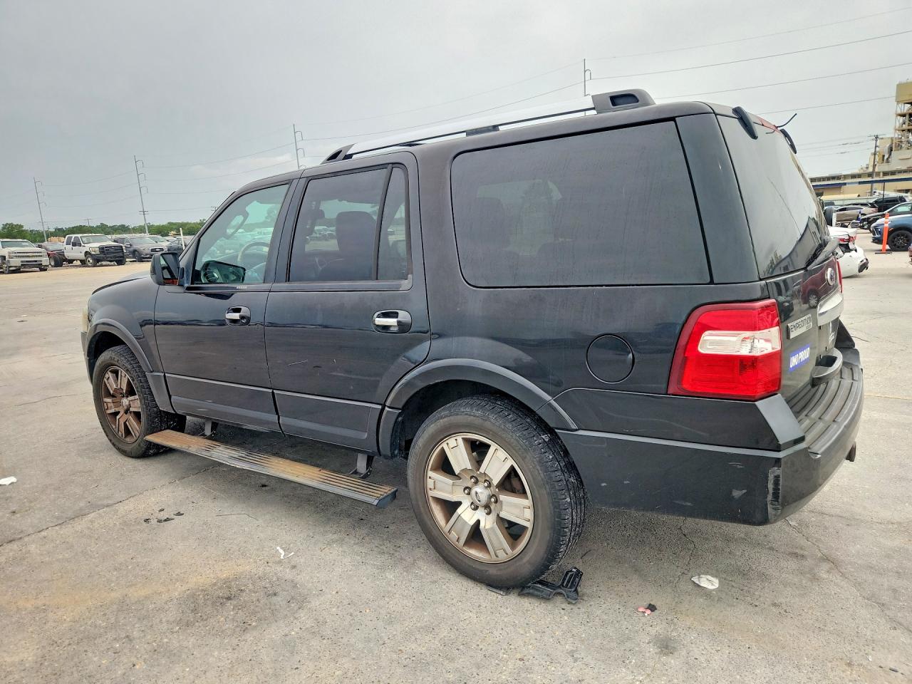 2010 FORD EXPEDITION LIMITED photo 4