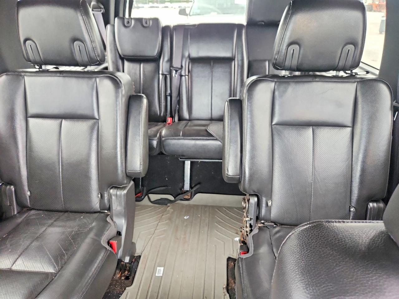 2010 FORD EXPEDITION LIMITED photo 28