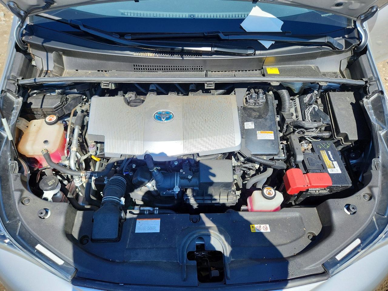 2018 TOYOTA PRIUS THREE photo 21