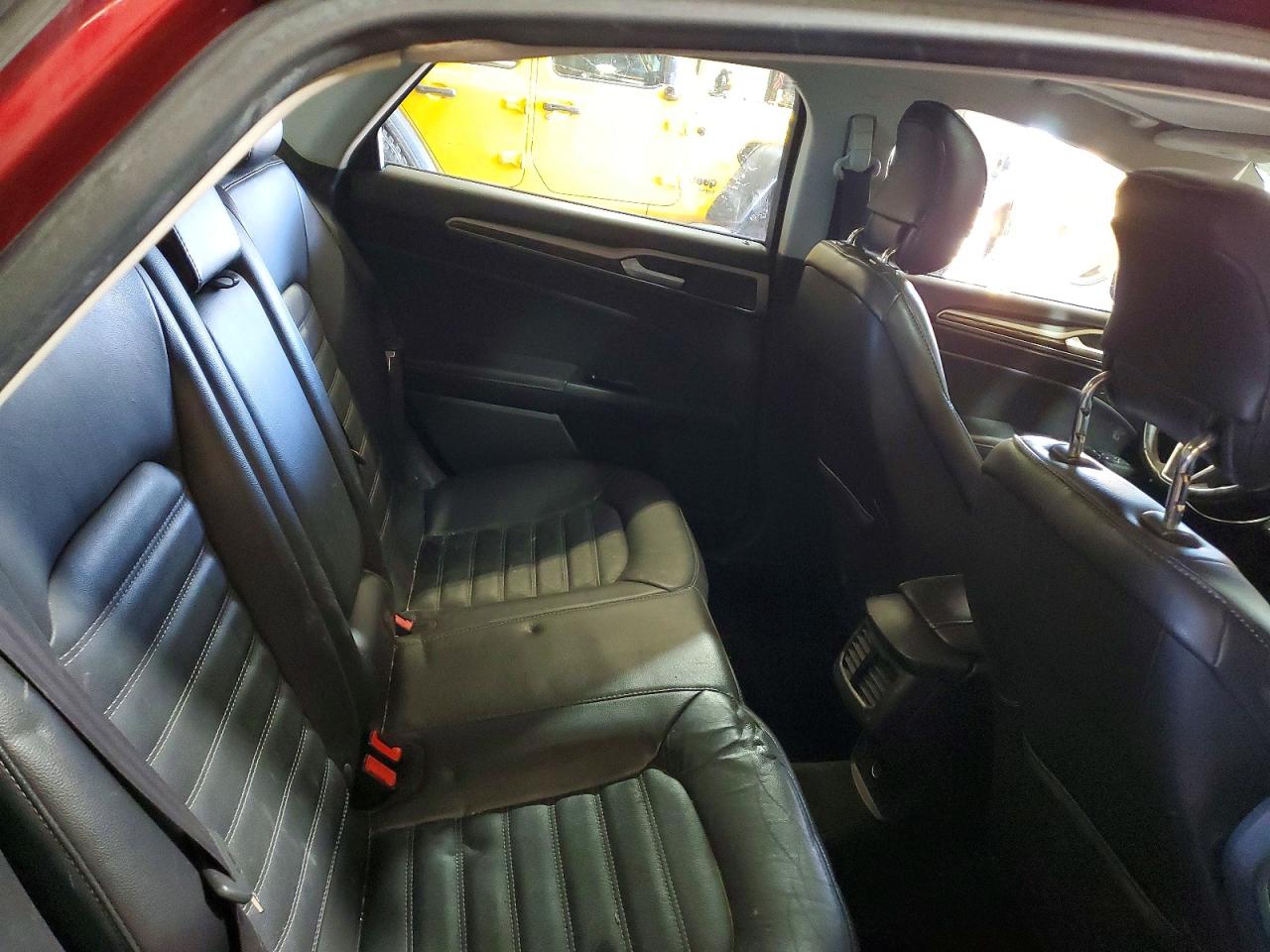 2014 FORD FUSION SE photo 10