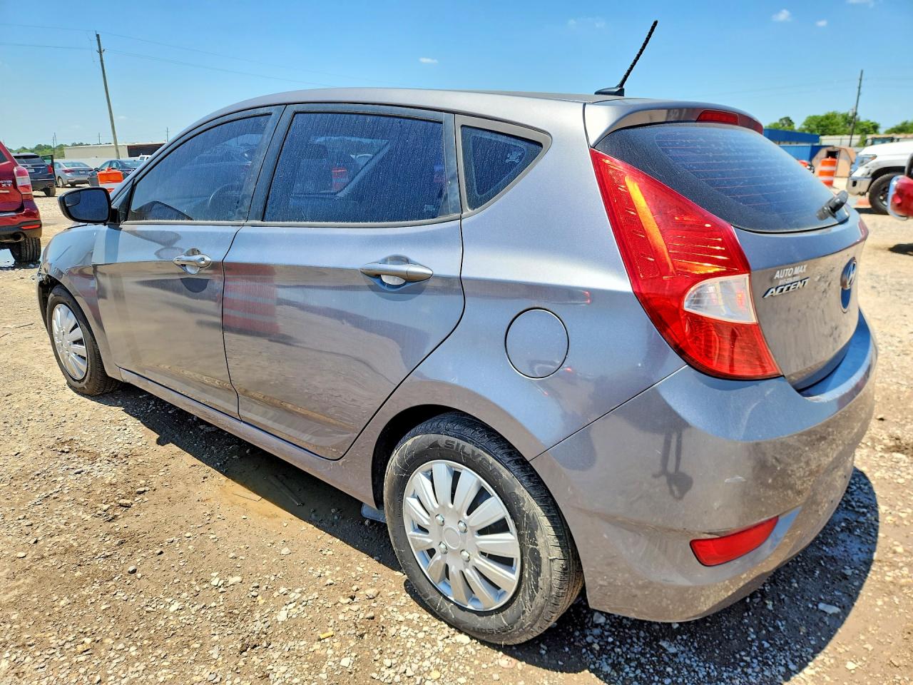 2015 HYUNDAI ACCENT GS photo 3