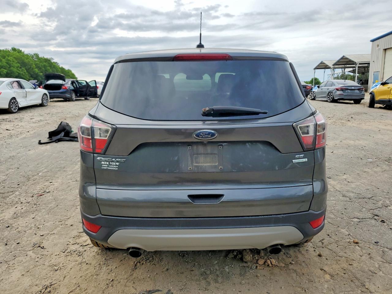 2017 FORD ESCAPE SE photo 11