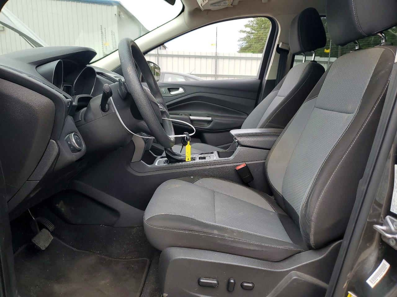 2017 FORD ESCAPE SE photo 13