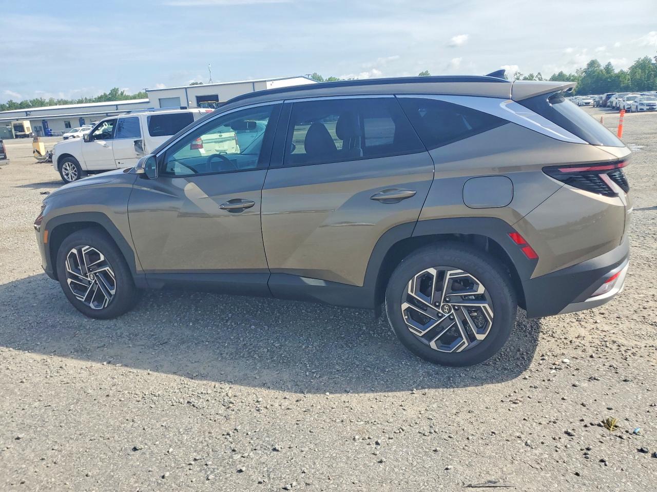 2025 HYUNDAI TUCSON LIMITED photo 3