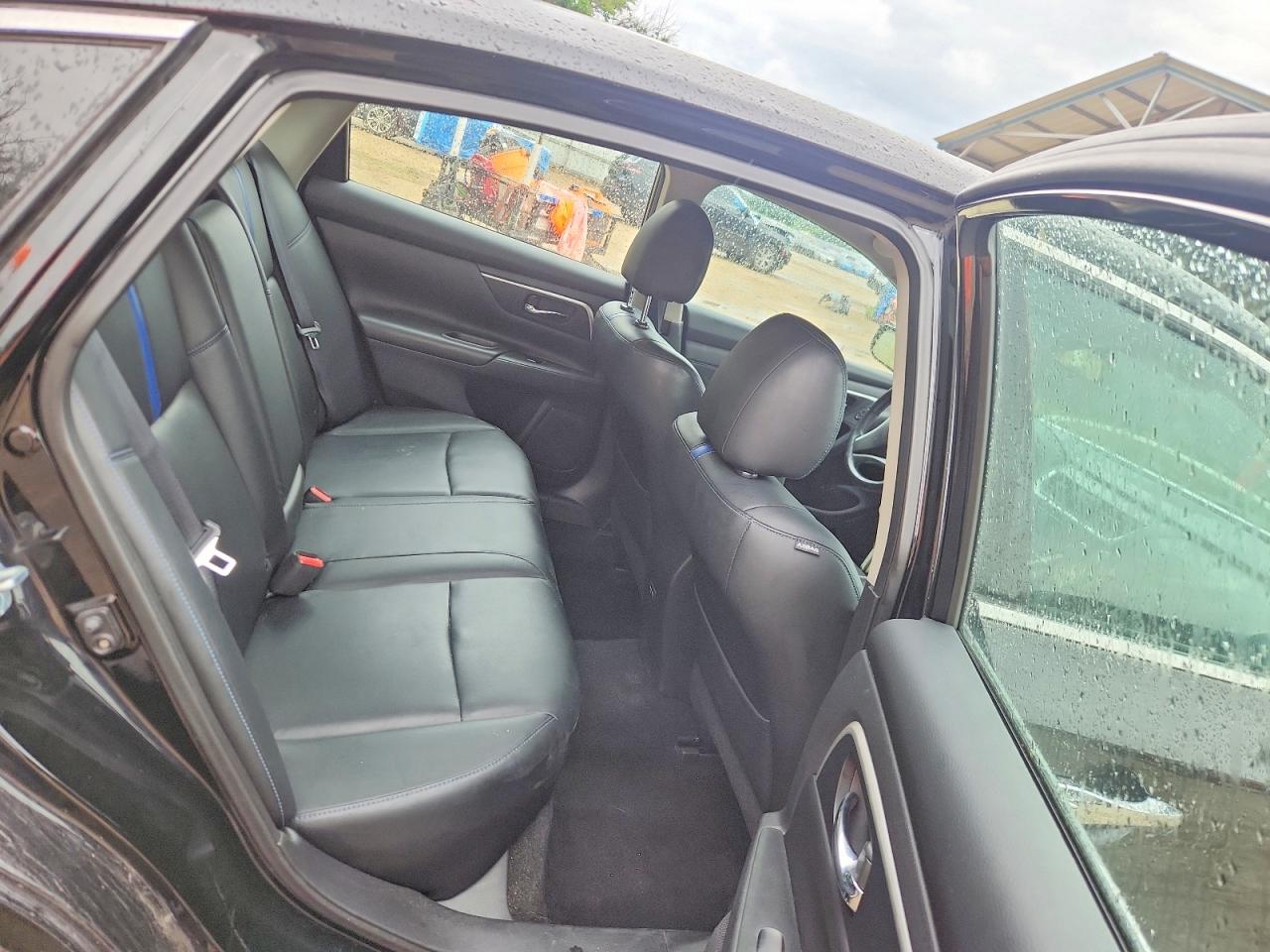 2018 NISSAN ALTIMA 2.5 SR photo 19