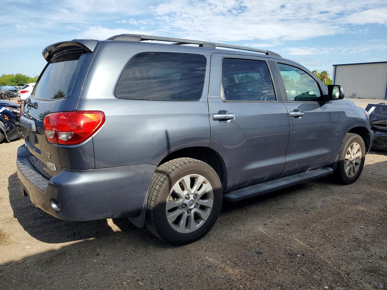 2010 TOYOTA SEQUOIA LIMITED photo 5