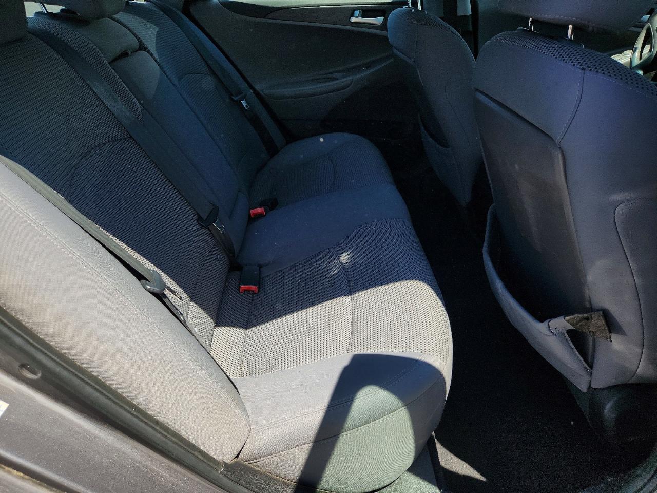 2011 HYUNDAI SONATA photo 10