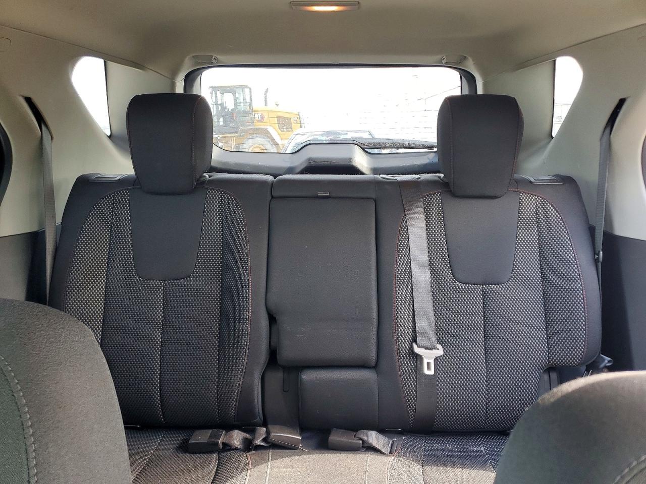 2015 CHEVROLET EQUINOX LT photo 28