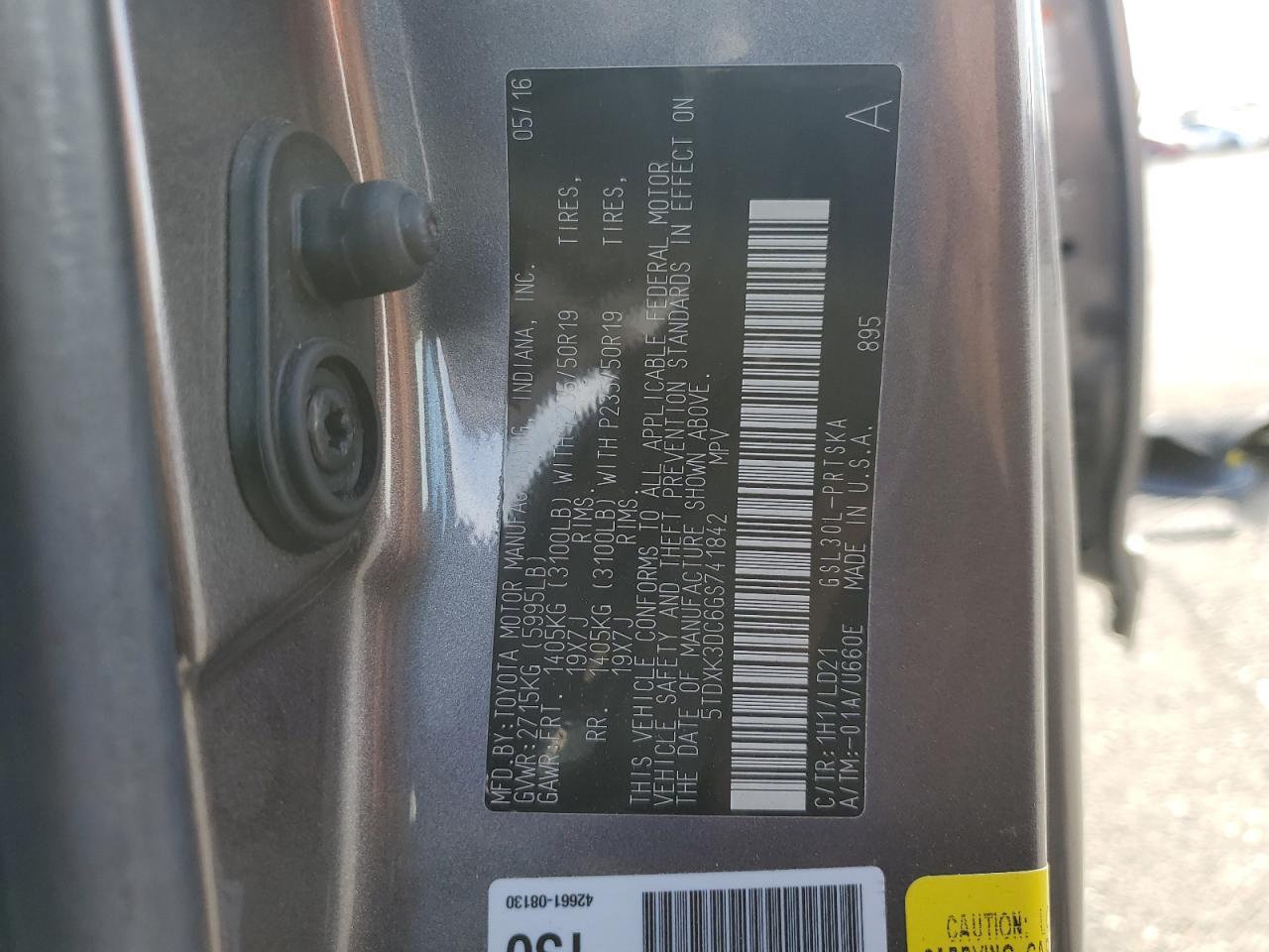2016 TOYOTA SIENNA SE photo 14
