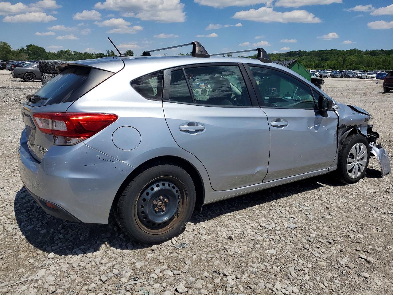 2017 SUBARU IMPREZA photo 5