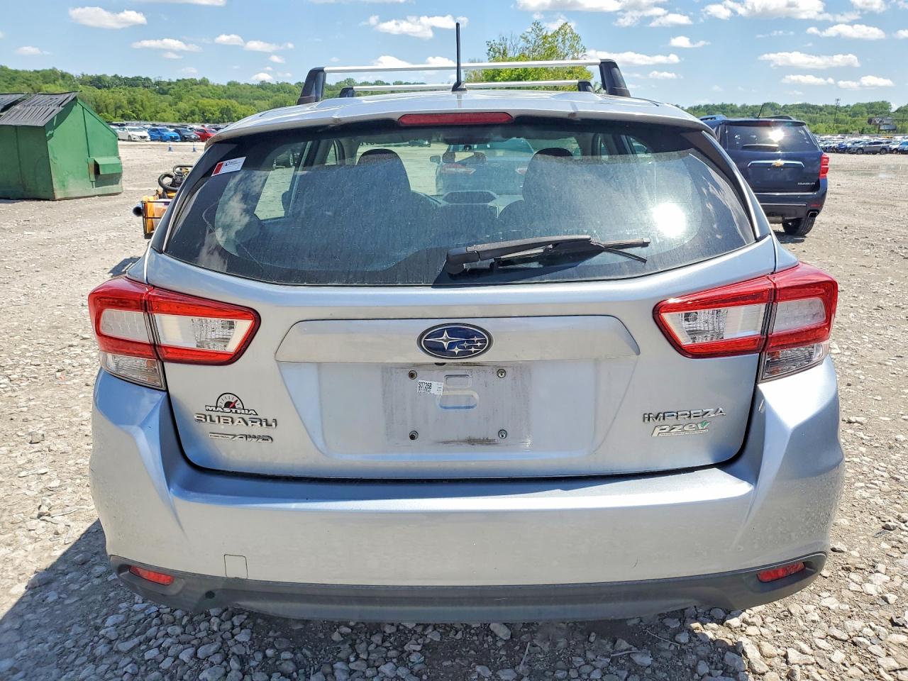 2017 SUBARU IMPREZA photo 11
