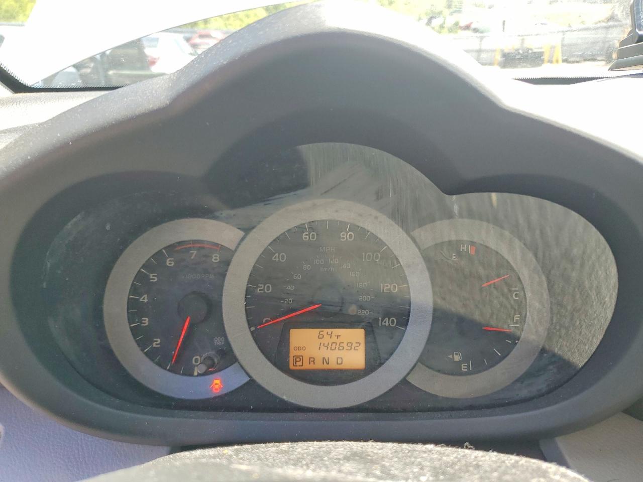 2011 TOYOTA RAV4 BASE photo 25