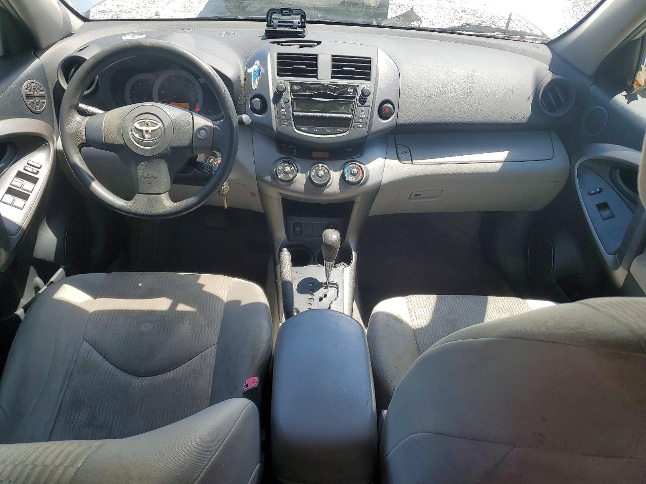 2011 TOYOTA RAV4 BASE photo 22