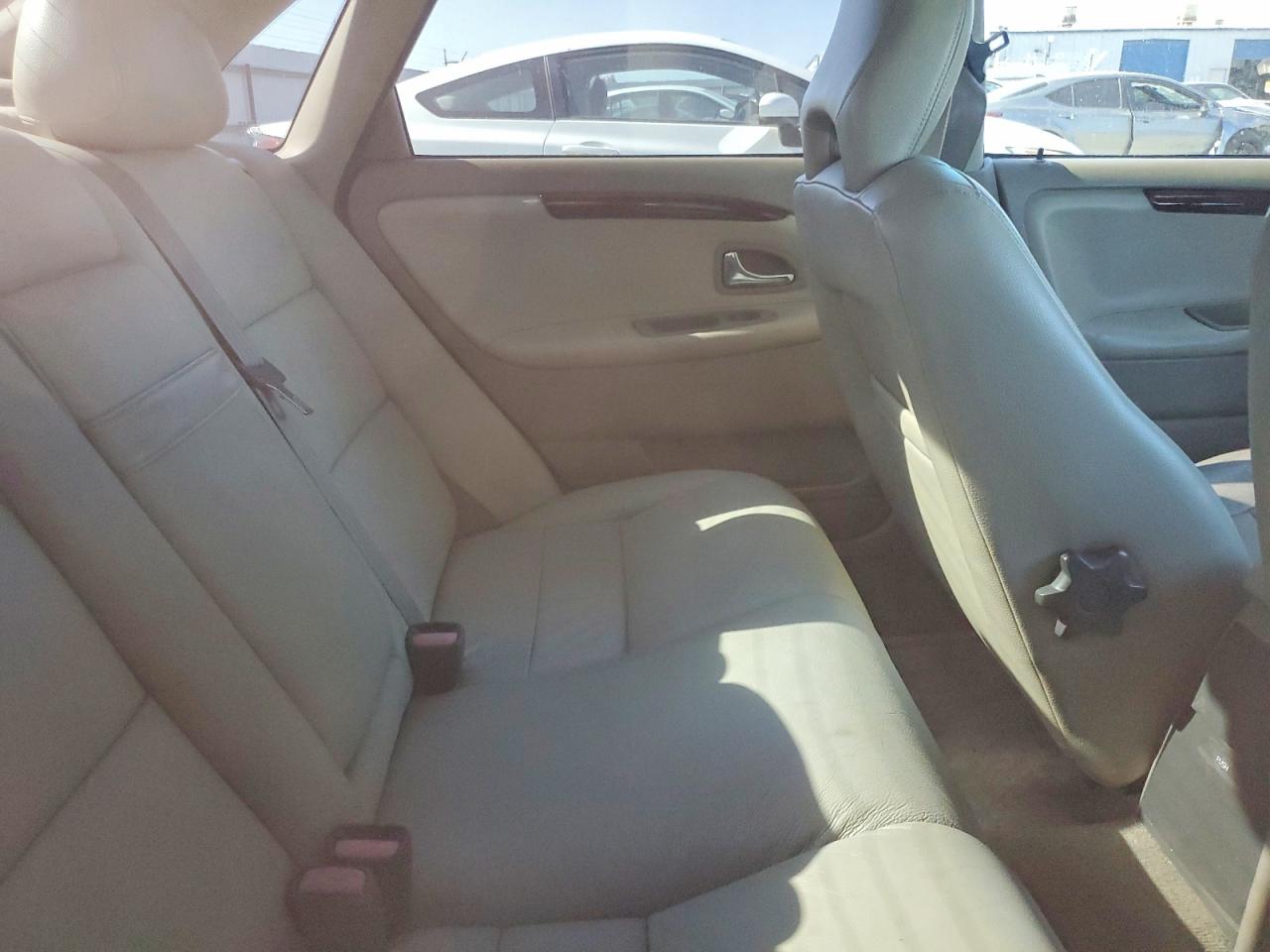 2003 VOLVO S40 1.9T photo 10