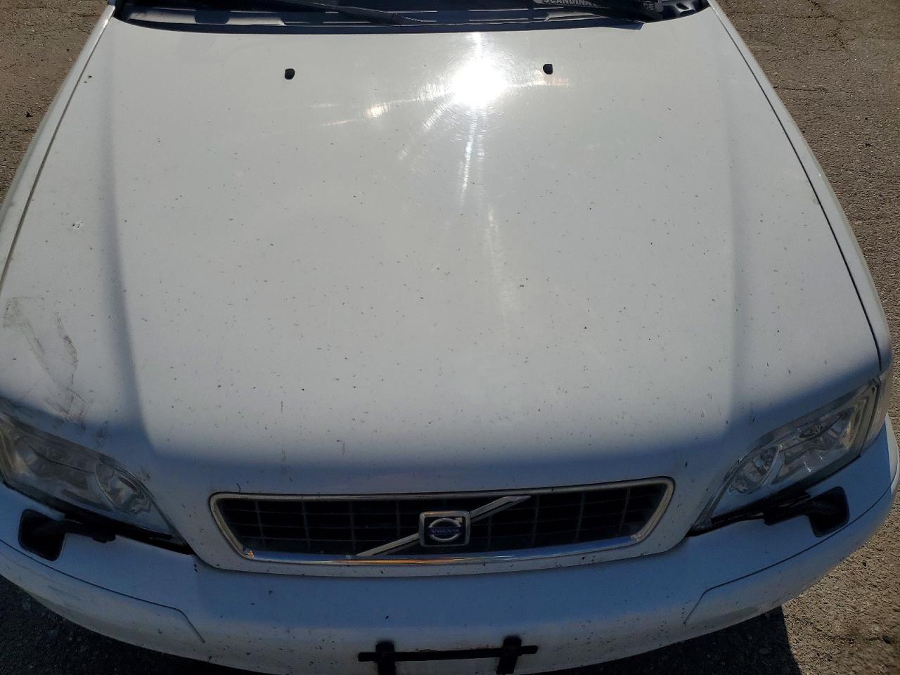 2003 VOLVO S40 1.9T photo 11