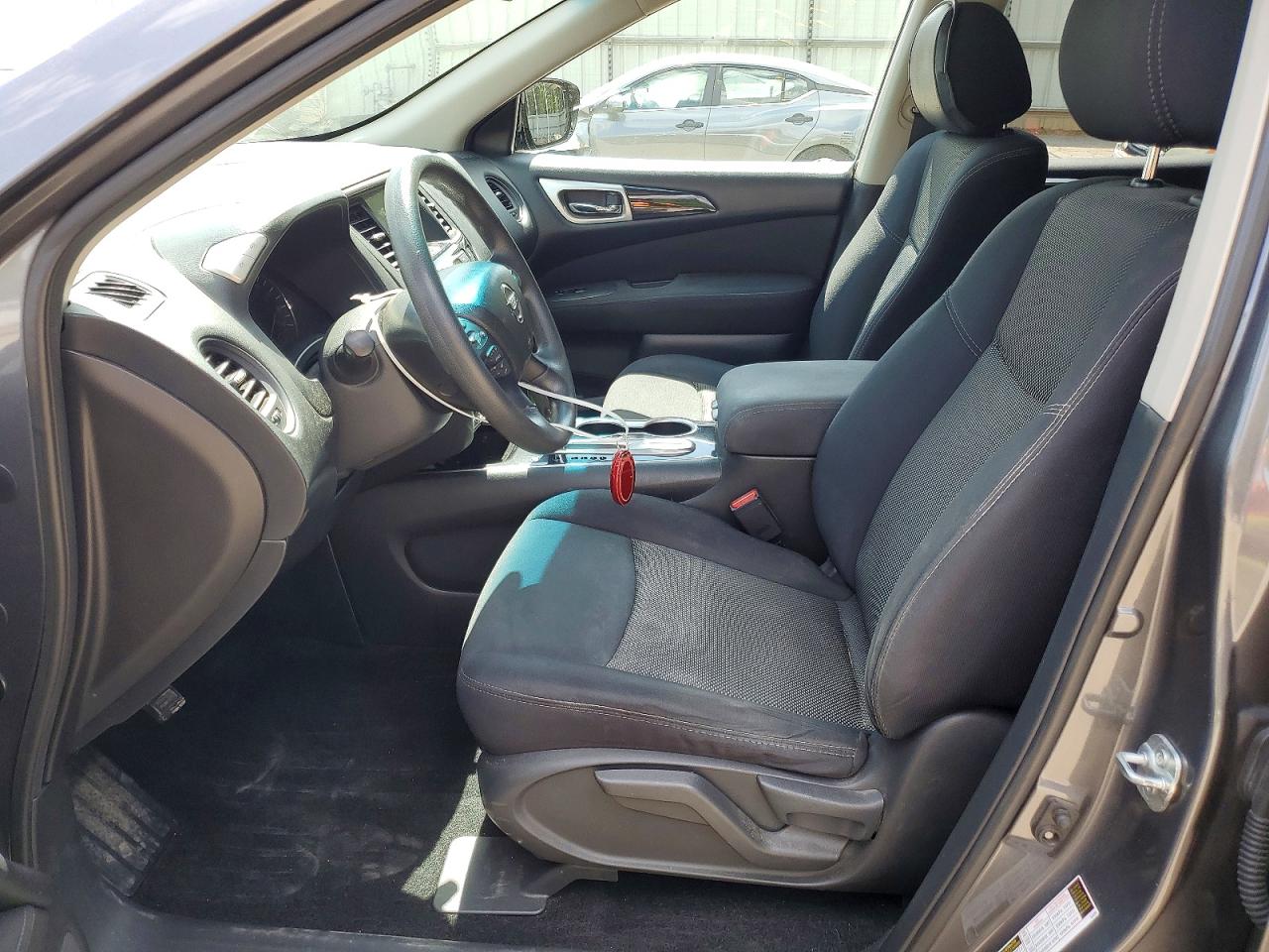 2017 NISSAN PATHFINDER S photo 19