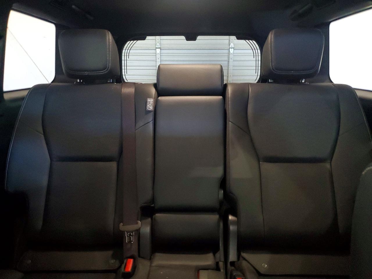 2025 TOYOTA LAND CRUISER BASE photo 10