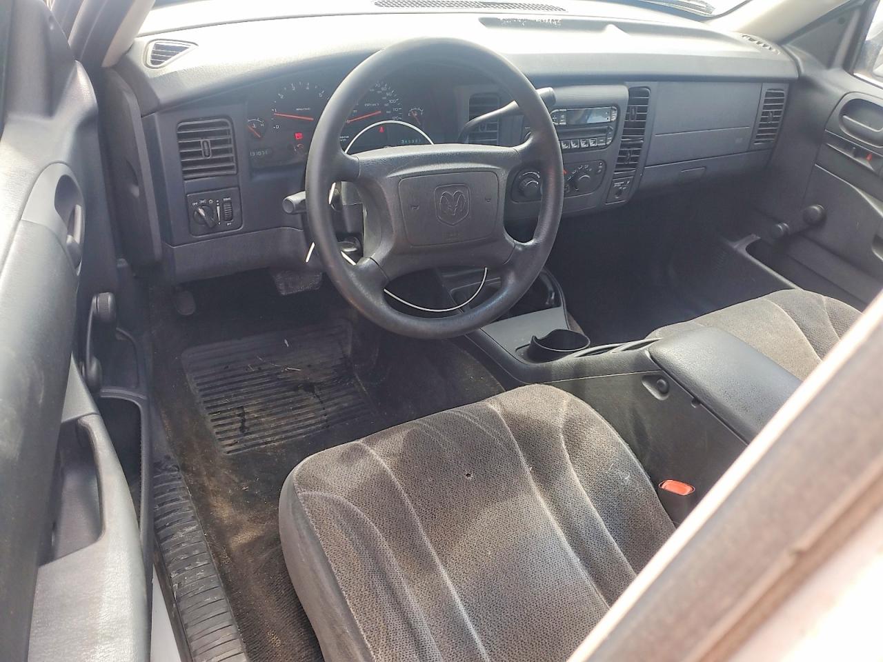 2003 DODGE DAKOTA SXT photo 15