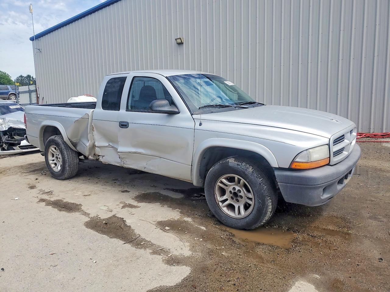 2003 DODGE DAKOTA SXT photo 7